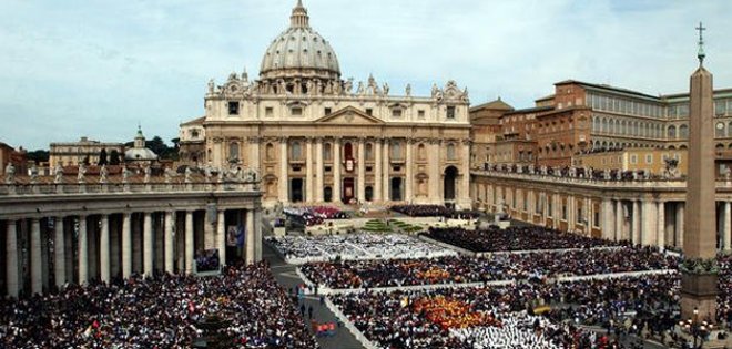 Vaticano crea una plataforma digital para canonizaciones de los dos papas