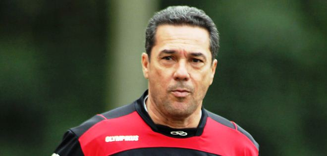 Luxemburgo es despedido del Flamengo, tras dos derrotas y un empate