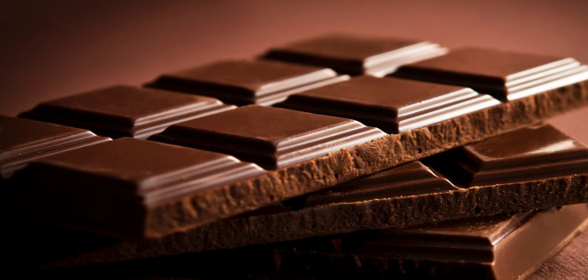 Hallan sustancias cancerígenas en varias marcas de chocolate