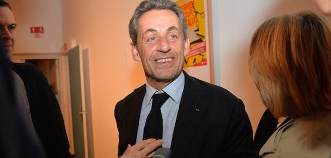Sarkozy hablará esta noche sobre su imputación en los medios franceses