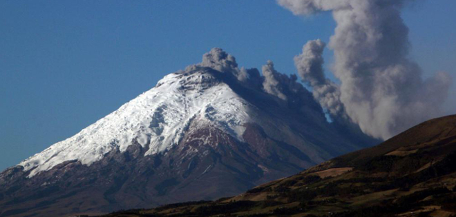 Gobierno anuncia simulacro de alerta por volcanes Cotopaxi y Tungurahua