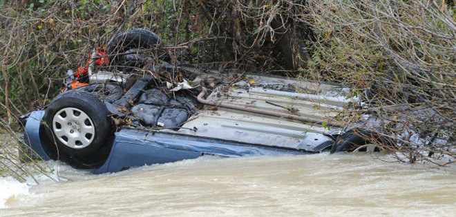 Tres muertos y dos desaparecidos por las inundaciones en el sur de Francia