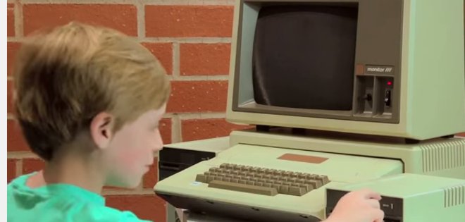 Video: ¿Cómo reaccionan los niños frente a una PC antigua?