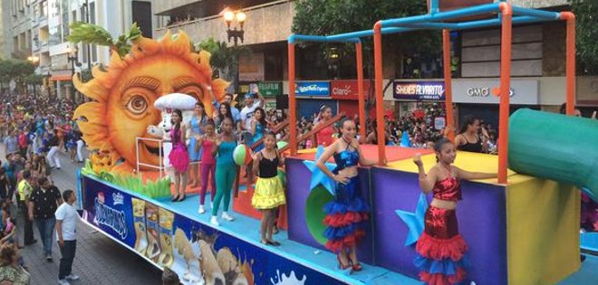 Guayaquil Celebró sus fiestas patronales con desfile cívico cultural