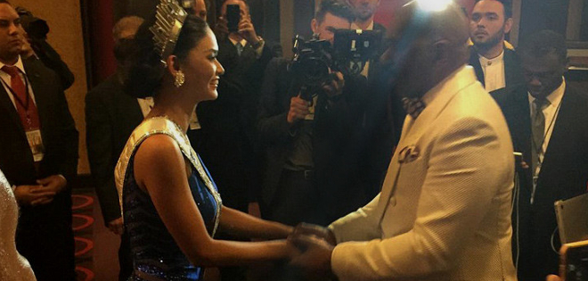 El momento en el que Harvey pide disculpas a la Miss Filipinas