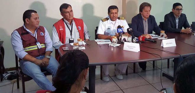 Autoridades aclaran rumores sobre barco con ébola en Manta
