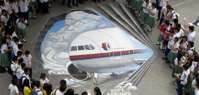 Familiares de pasajeros del MH370 piden reunirse con una delegación técnica