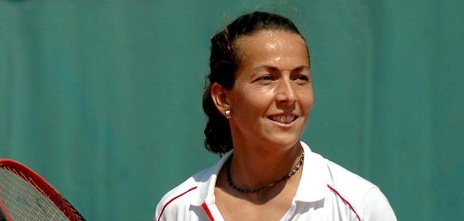 Polémica por capitanía de equipo español de Copa Davis, llega hasta la política