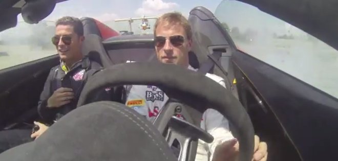 CR7 se subió al bólido de Jenson Button