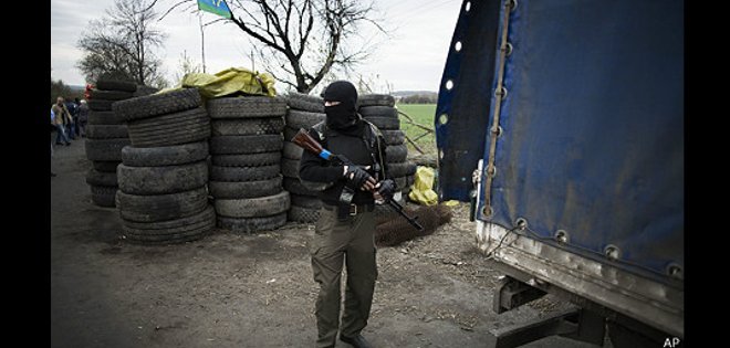 Ucrania investiga tiroteo contra grupos prorrusos
