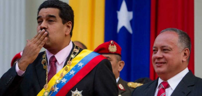 Cabello califica de &quot;secuestro&quot; detención de familiares de Maduro