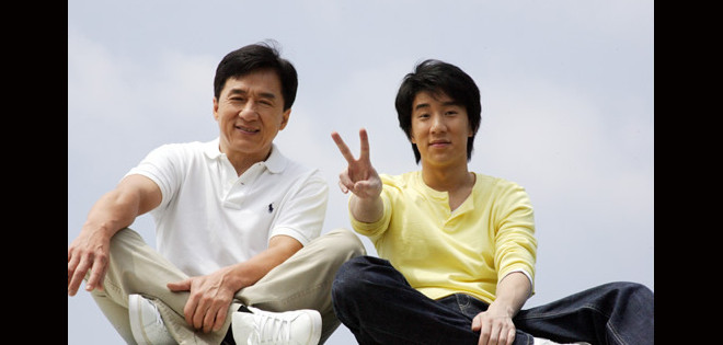Jackie Chan se muestra &quot;avergonzado&quot;: su hijo fue arrestado por drogas