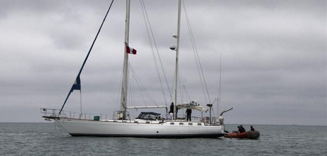 Ecuador entregó a Perú el velero en el que huyó Montesinos
