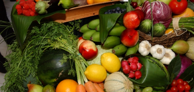 Comer fruta y verdura cada día ayuda a ser más feliz