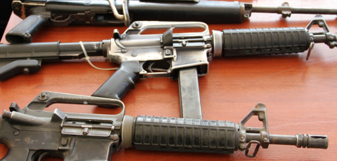 Policía del Ecuador incautó cerca de 100.000 armas en 2015