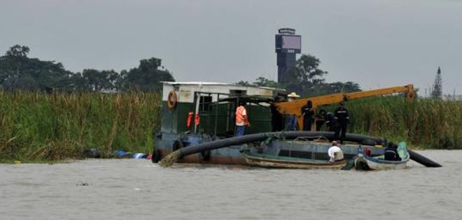Dragado del río Guayas debe esperar hasta el primer trimestre de 2016