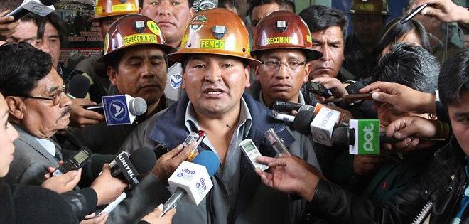 Destituyen a Ministro por conflicto minero en Bolivia
