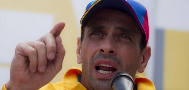 Capriles apuesta por &quot;una salida electoral&quot; para Venezuela