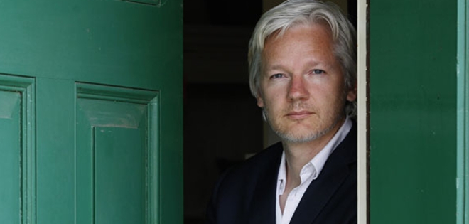 Assange: &quot;No he dicho que vaya a abandonar pronto la Embajada de Ecuador&quot;
