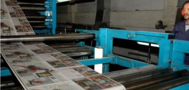 Venezuela: crisis de papel periódico provoca el cierre de cinco diarios