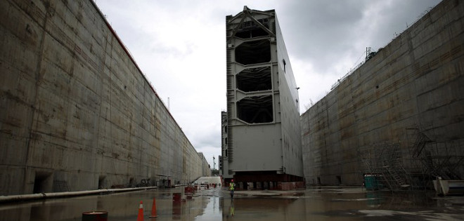 Panamá espera comenzar pruebas en el nuevo Canal en 10 meses