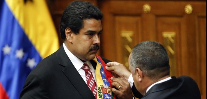 Maduro cumplió un año de mandato en medio de crisis y recuerdo independentista