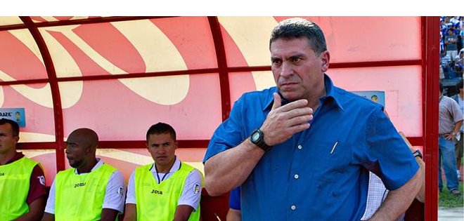 Luis Fernando Suárez anuncia su dimisión como técnico de Honduras