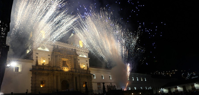 Con el Pregón de Fiestas de Quito se encendieron los festejos