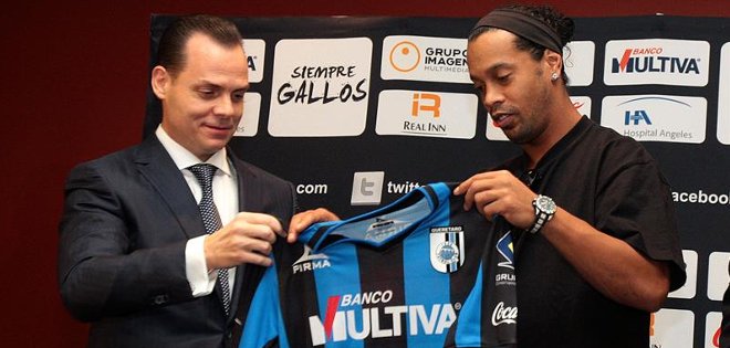 Ronaldinho quiere conquistar títulos y chicas en México