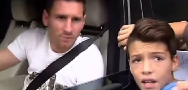 Un niño consiguió una foto con Messi y no lo puede creer