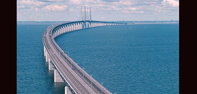 El Puente de Oresund une a Suecia y Dinamarca
