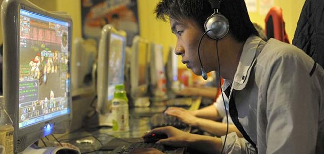 Un taiwanés aparece muerto en un cibercafé tras pasar 3 días seguidos jugando