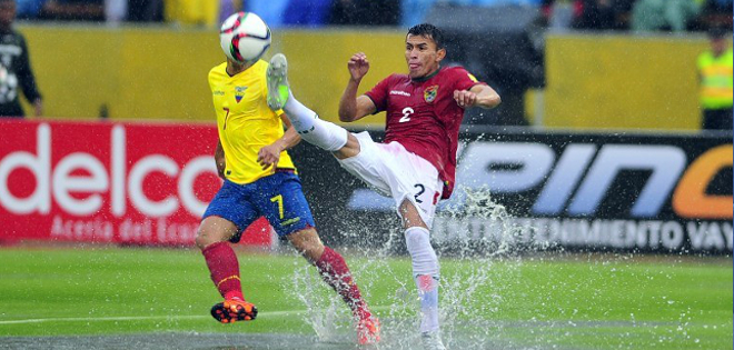 Ecuador y Bolivia empatan al final del primer tiempo