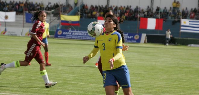 Ecuador lidera grupo A y Colombia golea a Uruguay en Copa América femenina