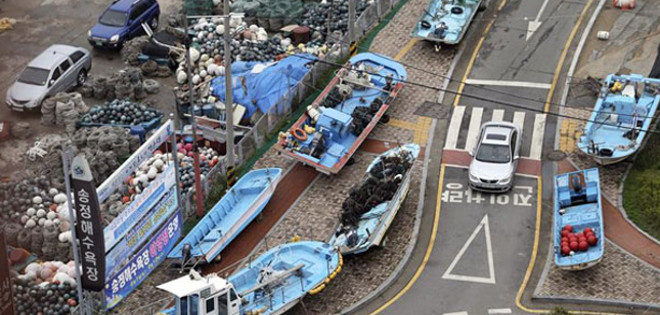 El tifón &quot;Neoguri&quot; golpea con fuerza las islas del sur de Japón