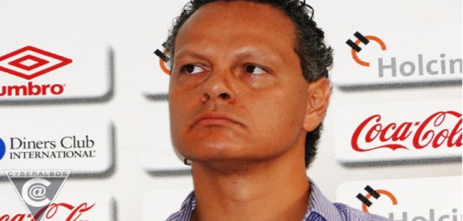 Esteban Paz calificó de politizada reunión de Riobamba