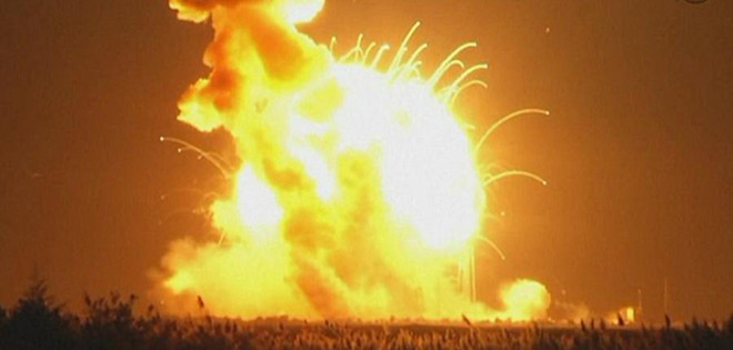 Rusia se ofrece a reabastecer la ISS, tras explosión del cohete estadounidense