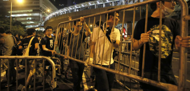 Líderes de protestas en Hong Kong aceptan negociar con el gobierno