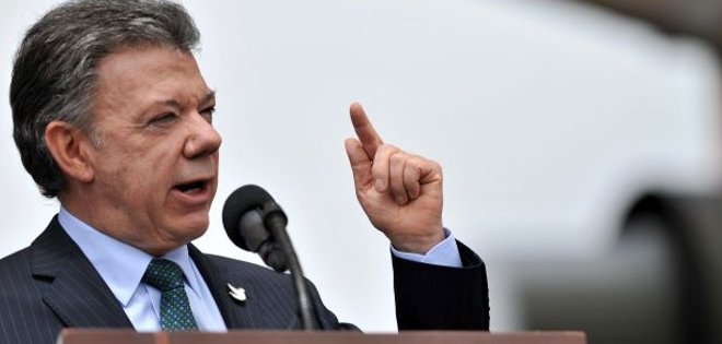 Santos vuelve a suspender los bombardeos contra la guerrilla de las FARC