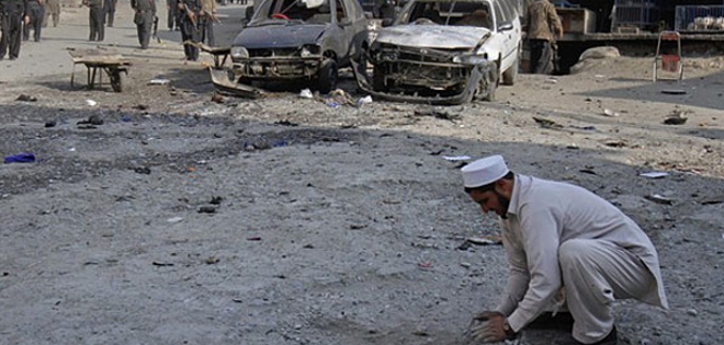Mueren 12 civiles que iban a una boda al explotar una bomba en Afganistán