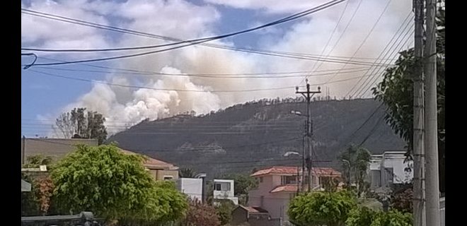 Nuevo incendio forestal en Quito, esta vez en el sector de Lumbisí