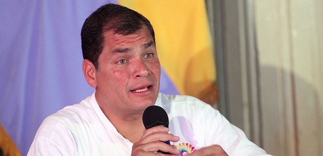 Correa defiende el &quot;sano&quot; crecimiento de Ecuador en un contexto de crisis