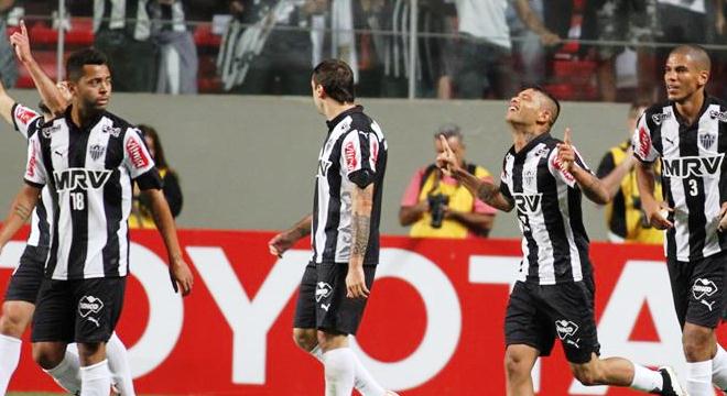 Atlético Mineiro gana a Santa Fe y aprieta el Grupo 1