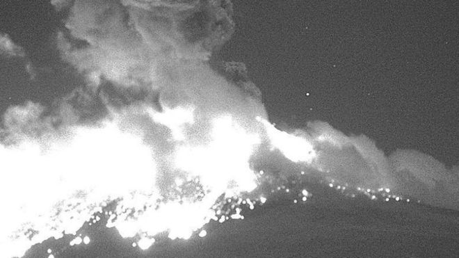 México: así fue la impactante explosión del volcán Popocatépetl