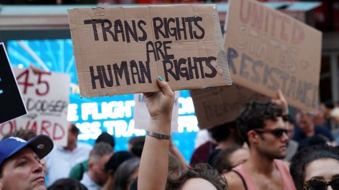 Con respaldo, propuesta de Trump sobre transgéneros en Ejército