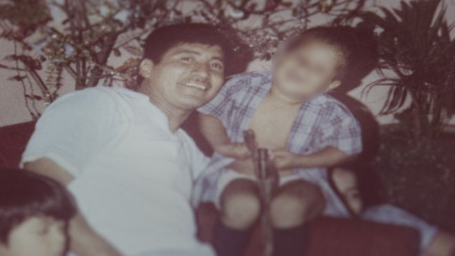 Criado en EE.UU. por un militar que masacró a su familia y otras 200 personas en Guatemala: la increíble historia que inspiró el último documental de Steven Spielberg