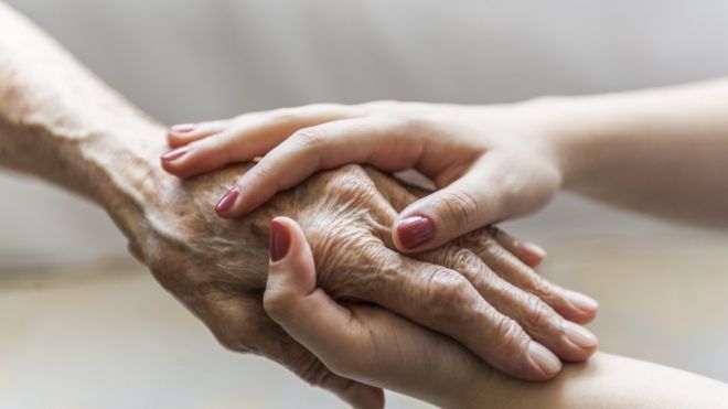 ¿En qué se diferencian la artrosis de la artritis y qué tratamientos tiene cada una?