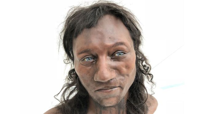 ¿Por qué a los humanos que abandonaron África se les aclaró la piel hace miles de años?