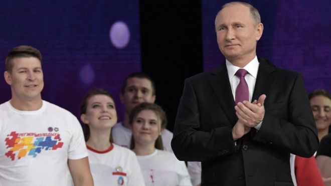 Vladimir Putin anuncia que buscará la reelección y su cuarto período como presidente de Rusia
