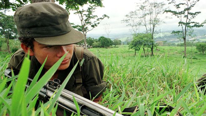 &quot;Salir volando, tener alas&quot;: los recuerdos de un niño guerrillero de las FARC